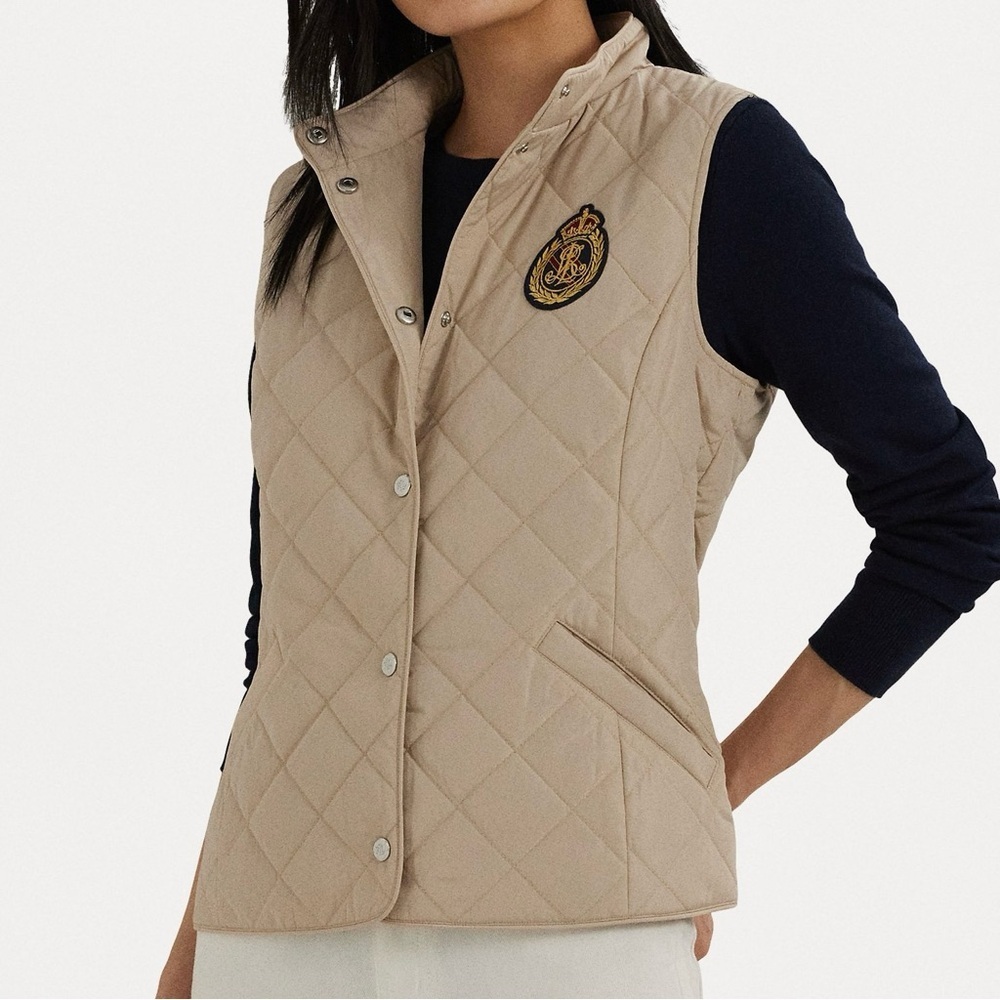 NWT Lauren Ralph Lauren Birch Tan Crest-Patch Quilted Vest Size M Lightweight
